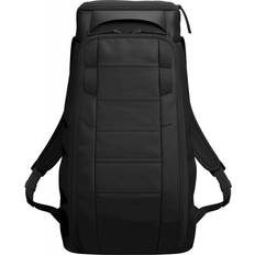 Db Rugzakken Db Hugger 20L Rugzak Zwart