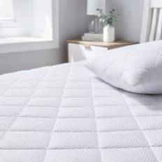 The Fine Bedding Company Protector Mattress Cover