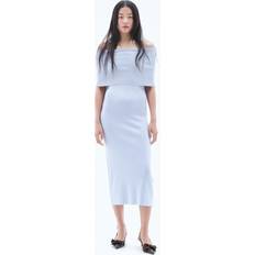 Filippa K Off Shoulder Klänning - Blå