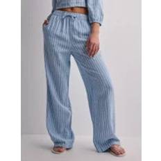 Only Linnebyxor Blissful Blue Cloud Dancer Onlcaro Mw Linen Bl Pull-Up Pant Cc Byxor