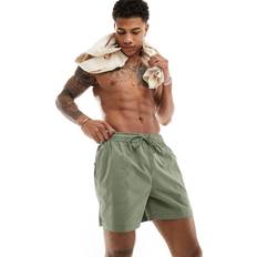 River Island Kakifärgade Badshorts - Grön/a