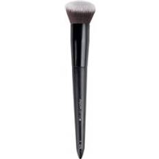 Brushworks No. 3 Multi-Tasking Brush