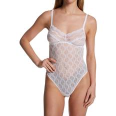 Blanc Bodys b.tempt'd by Wacoal Lace Kiss Bodysuit