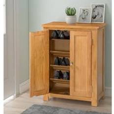 Hallowood Furniture Waverly Shoe Rack