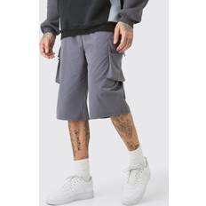 Cargoshortsit - Harmaa boohooMAN Relaxed Lightweight Stretch Cargo Short - Charcoal