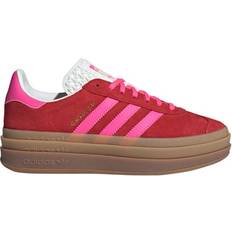 Dam - Röda - adidas Gazelle Skor adidas Gazelle Bold W - Collegiate Red/Lucid Pink/Core White