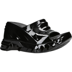Marshmallow Wedge - Black