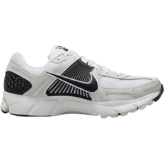 Nike vomero NIKE Zoom Vomero 5 M - White/Platinum Tint/Metallic Platinum/Black