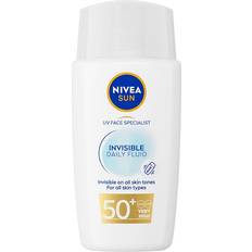 Nivea Solcreme til ansigtet Solcremer Nivea UV Face Specialist Invisible Daily Fluid SPF 50+ 40ml