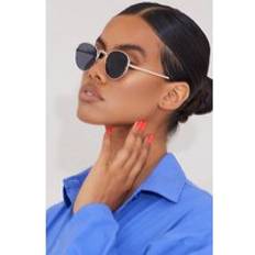 PrettyLittleThing Rounded Lens Retro Sunglasses, Black
