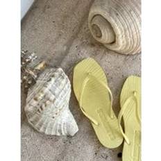 Flip-Flops Sleepers Flip-Flops Mellow Yellow Tapered Flip Flops Flats & Lågskor Flip flops