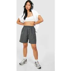 Shorts boohoo Womens Petite Longline Parachute Shorts Grey