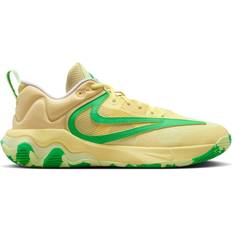 Nike Gelb Basketballschuhe Nike Giannis Immortality 3 - Soft Yellow/Barely Volt/Light Laser Orange/Green Shock