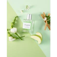 Clean Classic Apple Blossom Edp