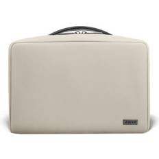 The Small Toiletry Bag in Salt White