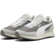 Puma Laced Gym & Training Shoes Puma Road Rider Sneaker