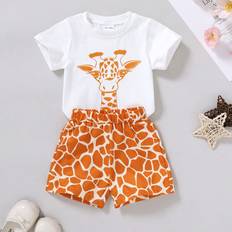 110/116 - Multifärgade Övriga sets Shein Young Girls' Elegant & Sweet & Lovely Giraffe Pattern Printed T-Shirt And Striped Pattern Printed Shorts Set, Suitable For Casual Vacation Party