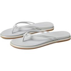 Shoes OluKai Women's 'Aka Sandals, 10, Iridescent