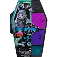 Monster high skulltimate Mattel Monster High Skulltimate Secrets Neon Frights Twyla