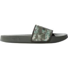 Grün - Herren Slides The North Face Base Camp Slides III - Military Olive/Stippled Camo Print/TNF Black