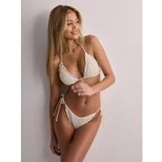 Nelly Badkläder Nelly Bikinitrosor Offwhite Smock Frill Panty Bikinis