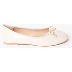 Faux Leather Ballerinas Good For The Sole Womens Wide Fit Tonya Comfort Bow Detailed Ballerinas