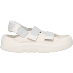 UGG Stratus - White