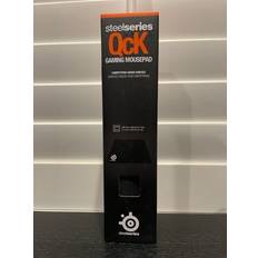 SteelSeries qck gaming mousepad in