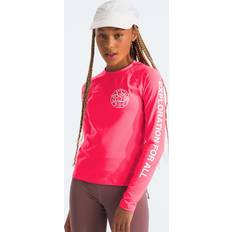 The North Face Boys T-shirts Children's Clothing The North Face Girls' Amphibious Sun Long Sleeve T-Shirt Radiant Poppy