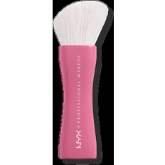 PETA Blush NYX Professional Makeup Buttermelt Blush Brush