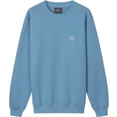 Mads Nørgaard Herre Gensere Mads Nørgaard Standard Crew Logo Sweat Sweatshirt - Captain's Blue