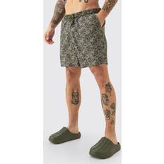 Camouflage Bademode boohooMAN Mens Camo Swim Short - Khaki