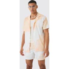 Gelb - Herren Nachtwäsche boohooMAN Oversized Cloud Short Sleeve Satin Shirt Set - Yellow