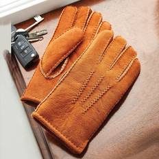 Coopers of Stortford Men’s brown sheepskin gloves