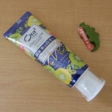 Sunstar Aura Two Me Stay In Clear Fresh Kiwi Mint 130g