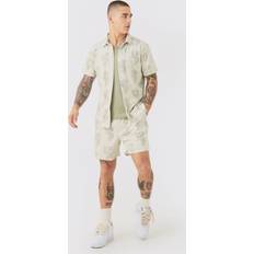 Mies - Valkoinen Yöasut boohooMAN Cactus Shirt and Short Set - Ecru