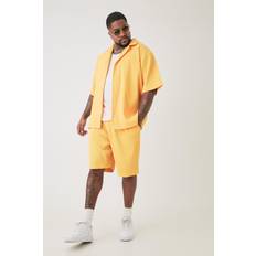 Amarillo - Hombre Pijamas boohooMAN Plus Drop Revere Pleated Shirt and Short Set - Yellow