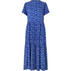 Lollys Laundry Dresses Lollys Laundry Suziell Maxi Dress Kjoler 24291-3056 Blue Flower Print XXLARGE