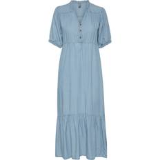 CULTURE Kläder CULTURE Cuaurelia Long Dress Dam Maxiklänningar - Light Blue Wash