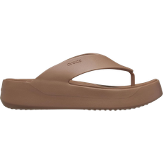 49 ⅓ Chanclas Crocs Getaway Platform Flip - Latte