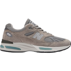 991v2 New Balance 991v2 - Dove/Alloy/Silver