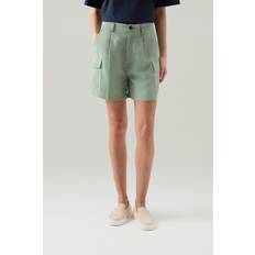 Woolrich Bukser & Shorts Woolrich SALBEIGRÜNE BERMUDASHORTS