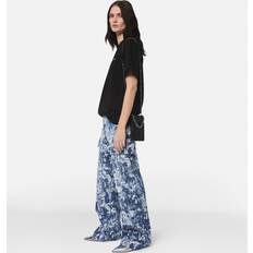 Iconics Logo Relaxed Fit TShirt, Woman, Black