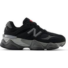 New Balance Sneakers (200+ products) find prices here »