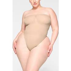 Beige Body SKIMS Seamless Sculpt Thong Bodysuit beige