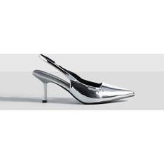 Grey - Women Heels & Pumps boohoo Metallic Low Stiletto Slingback Court Shoe - Grey