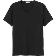 Bläck Core V Neck T-shirt - Black