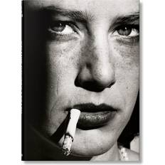 Livres Helmut Newton. Legacy (Relié, 2023)