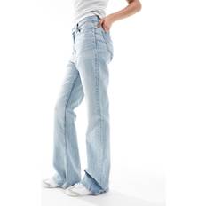 ASOS DESIGN Lyseblå jeans med svaj