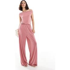 Pink Jumpsuits & Overalls Only – Anschmiegsamer Jumpsuit in Altrosa